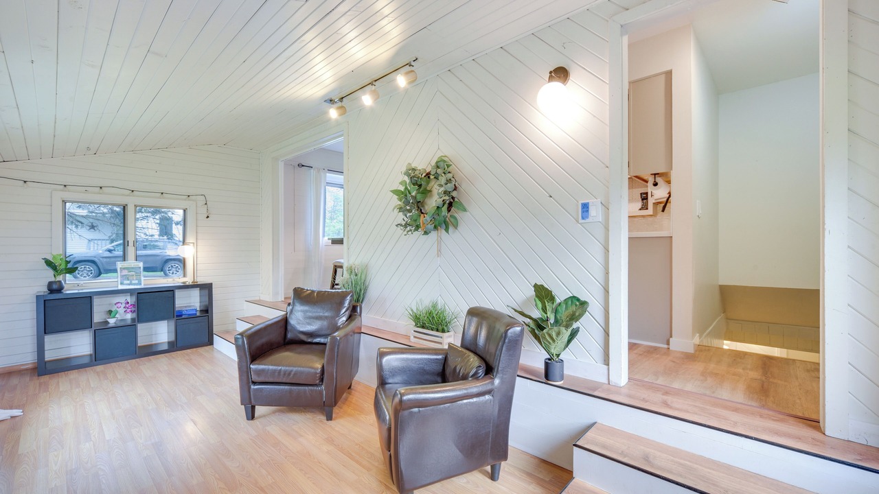 Photo of Bedroom in Hermantown