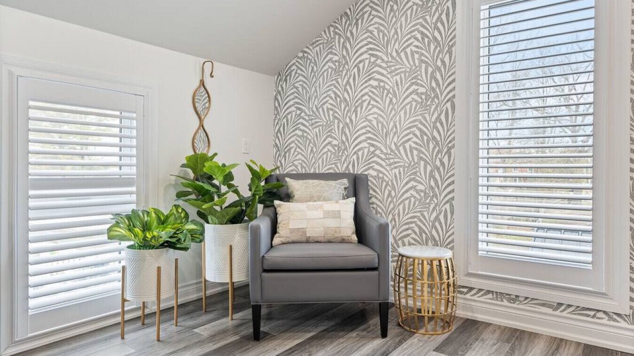 Photo of Livingroom in Port Dover