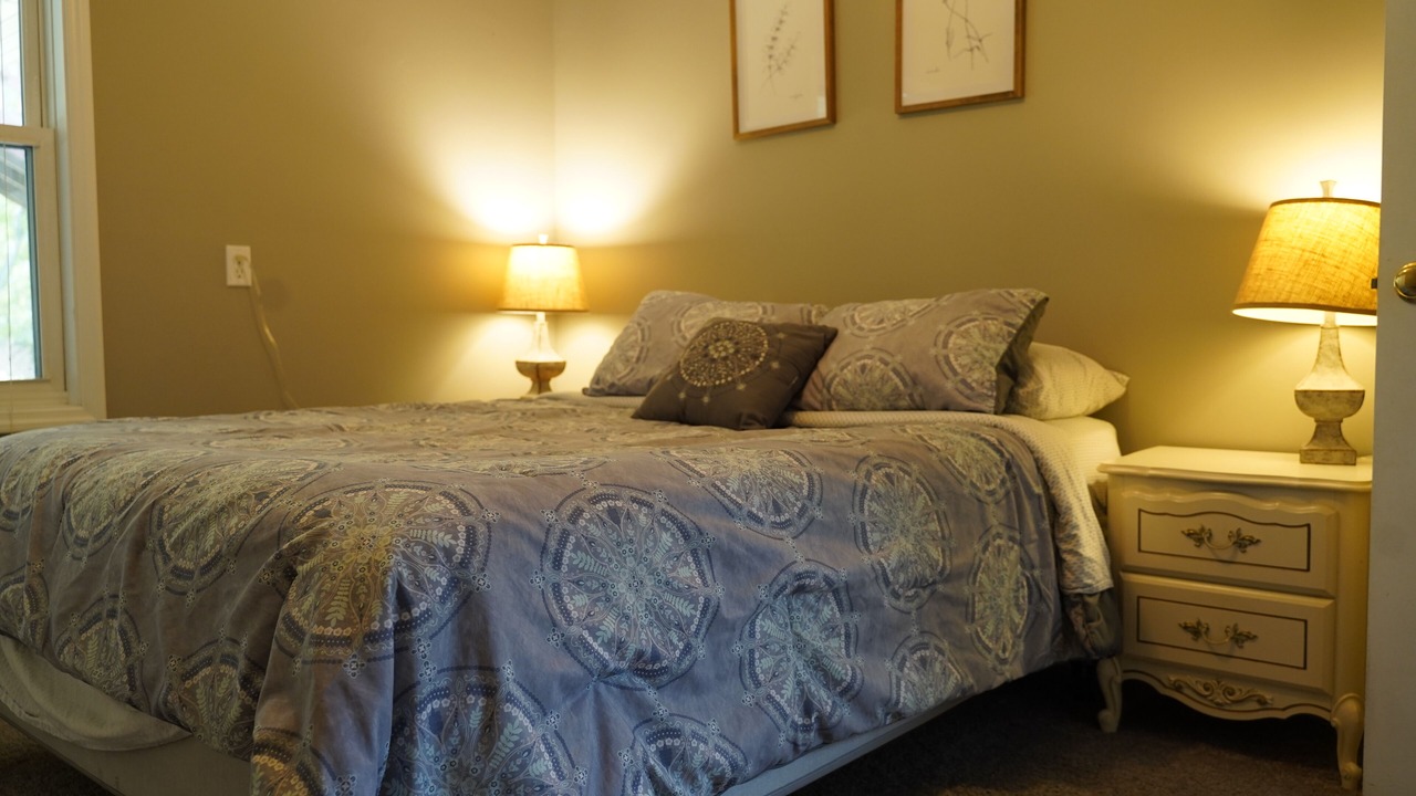 Photo of Bedroom in Blaine