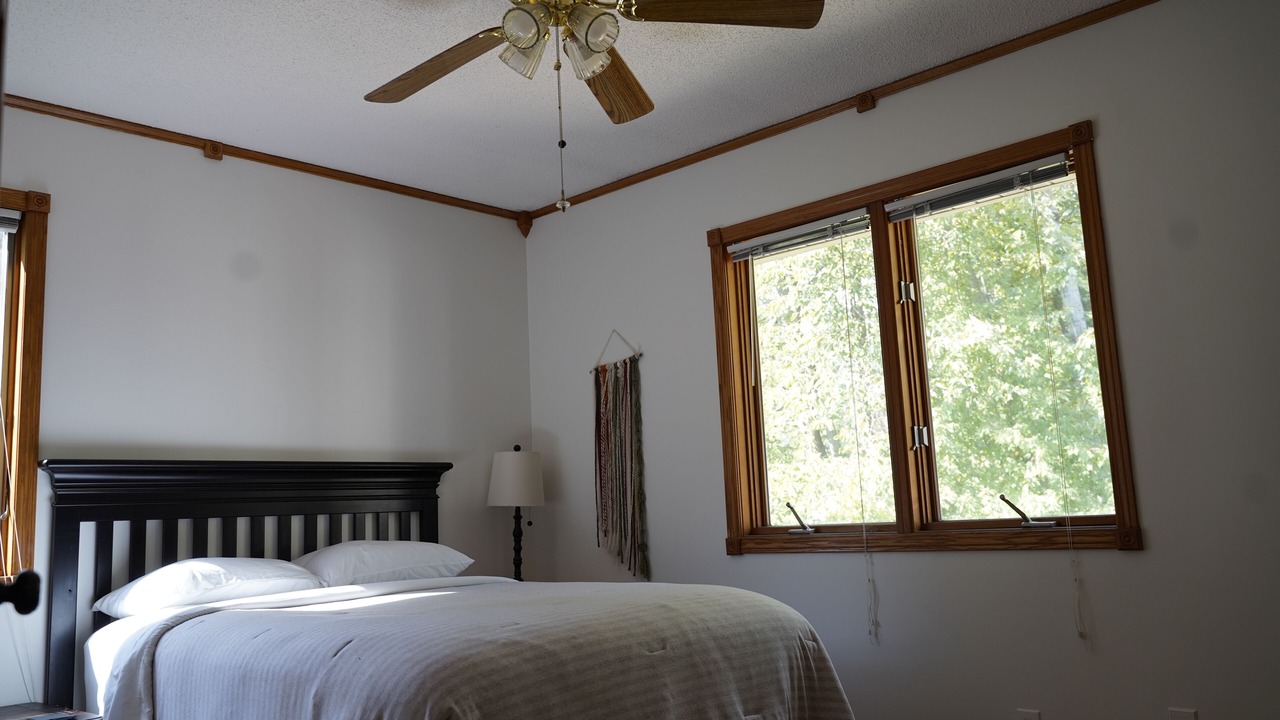 Photo of Bedroom in Blaine