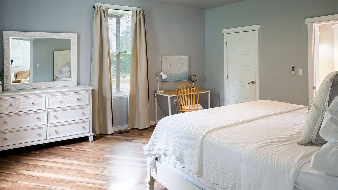 Photo of Bedroom in Port Dover