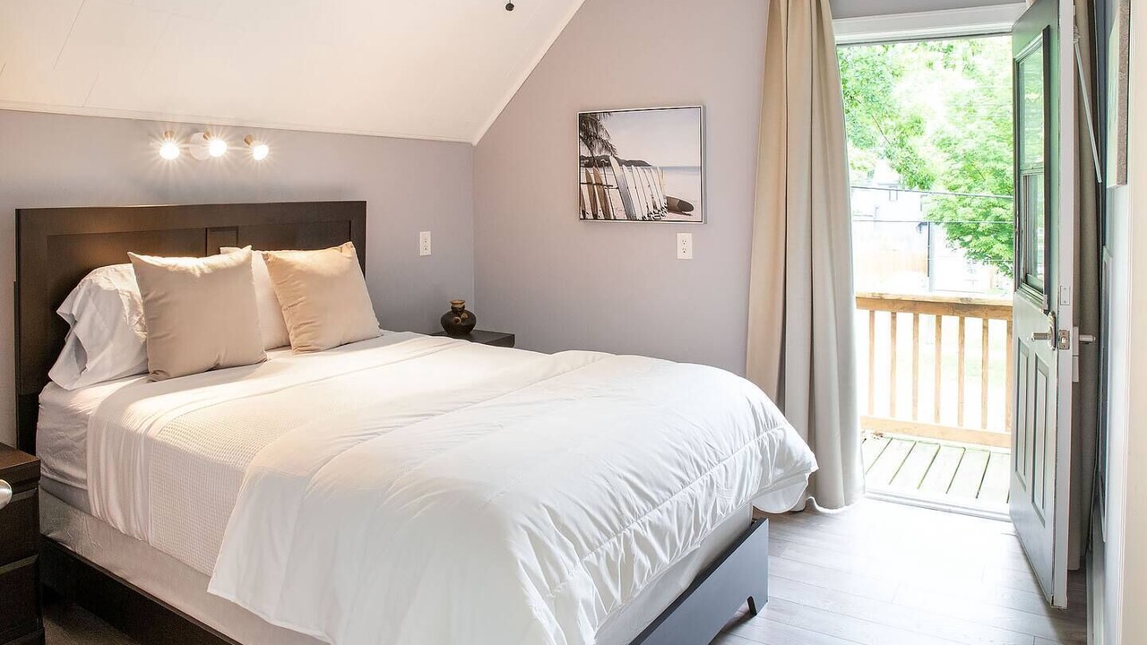 Photo of Bedroom in Port Dover