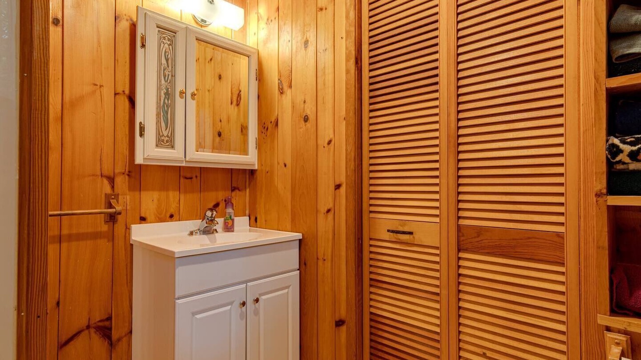 Photo of Bathroom in North Frontenac