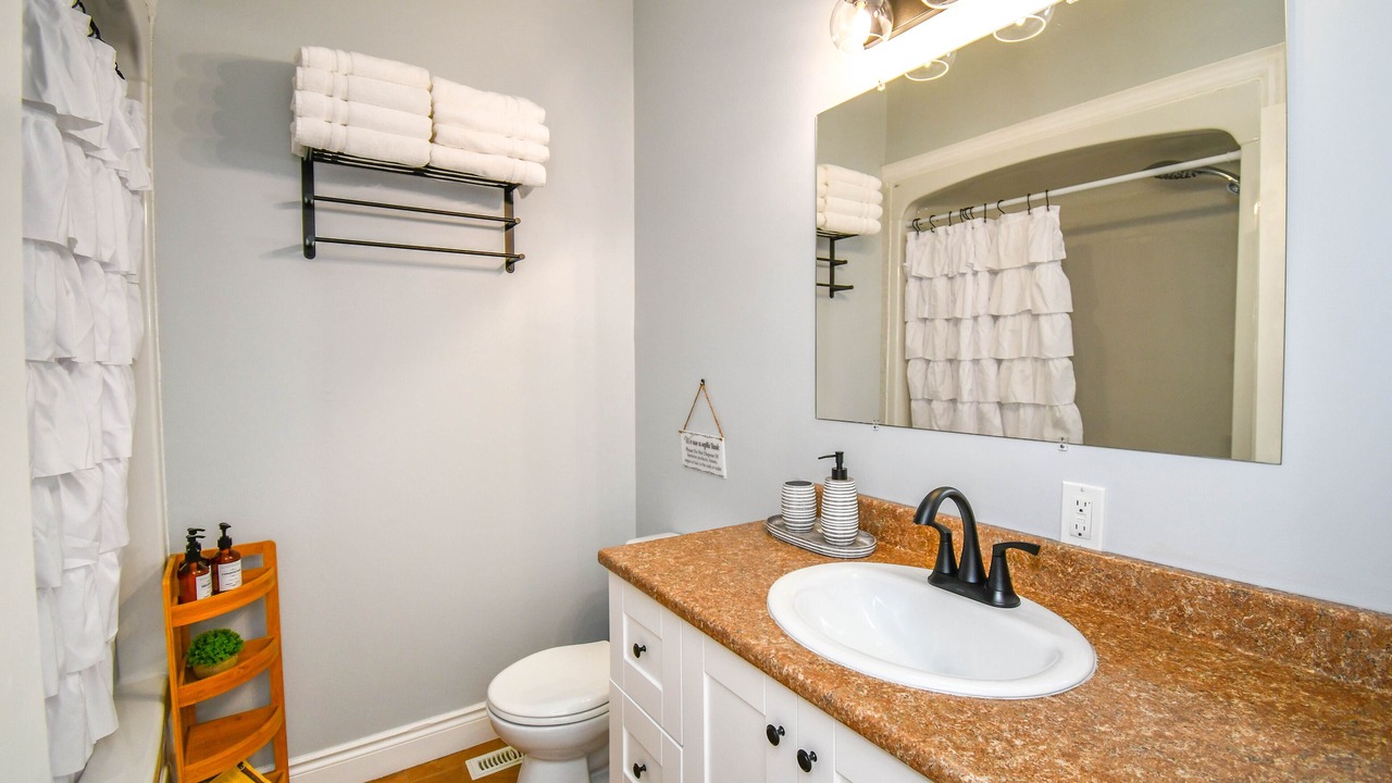 Photo of Bathroom in Tiny
