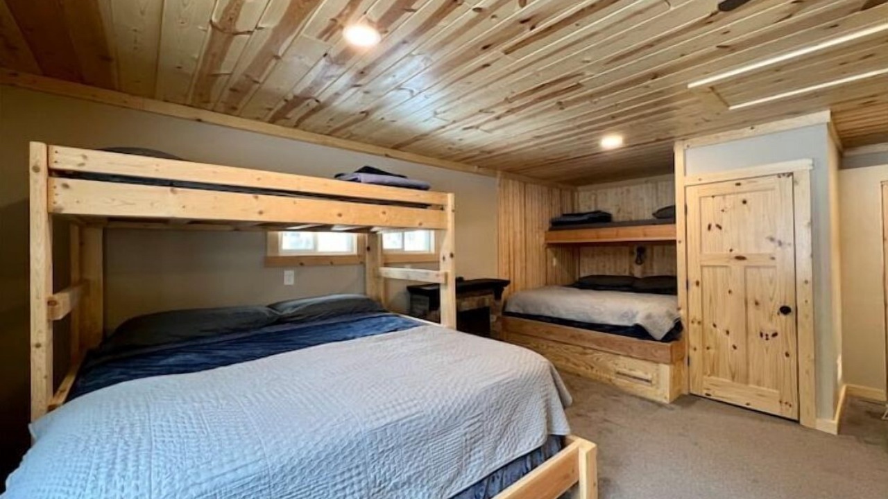 Photo of Bedroom in Pine City