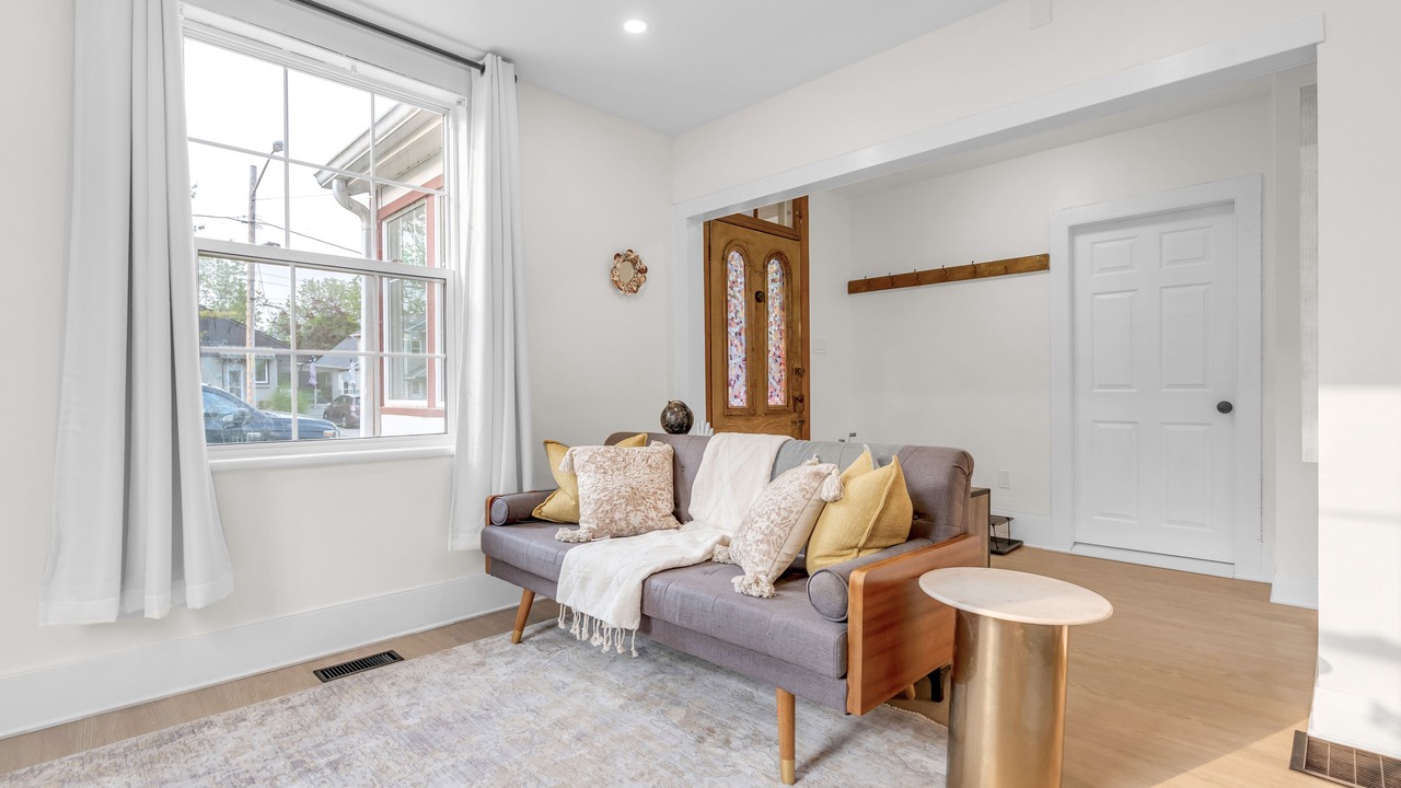 Photo of Livingroom in Port Hope