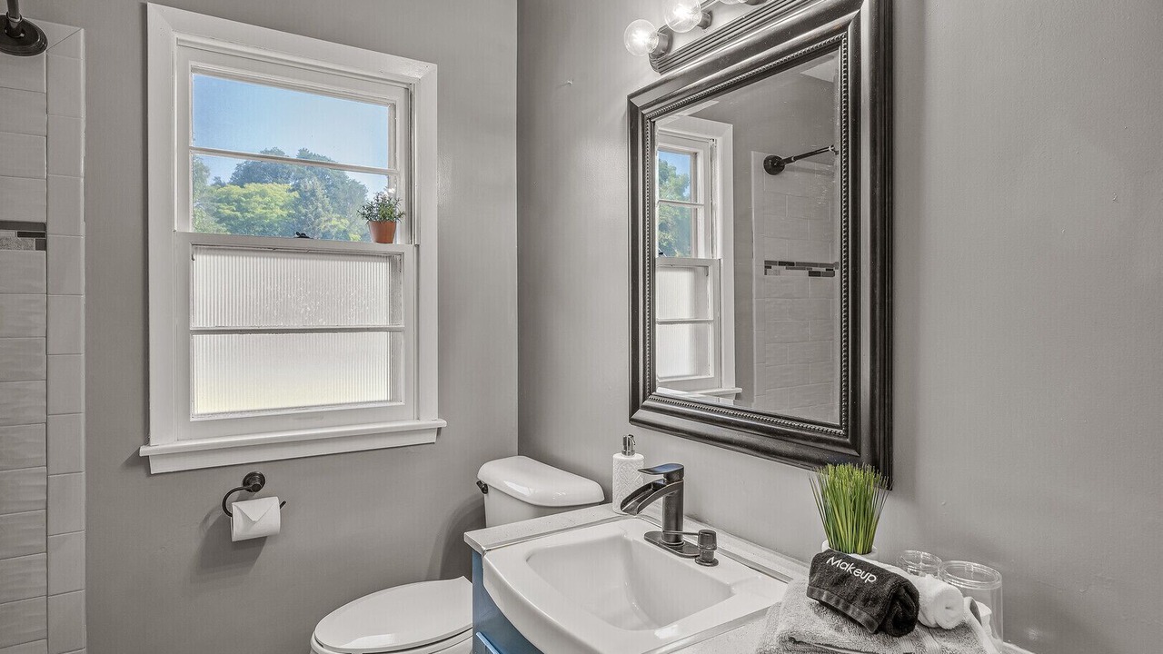 Photo of Bathroom in Maplewood