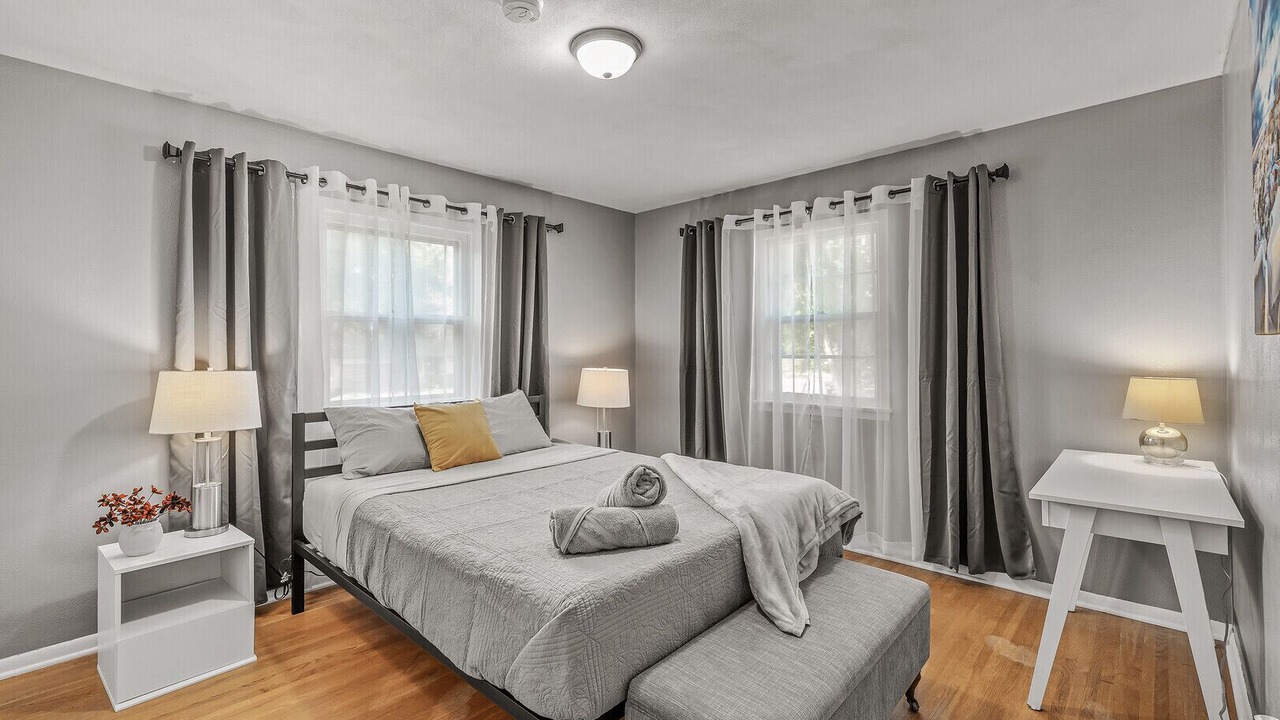 Photo of Bedroom in Maplewood