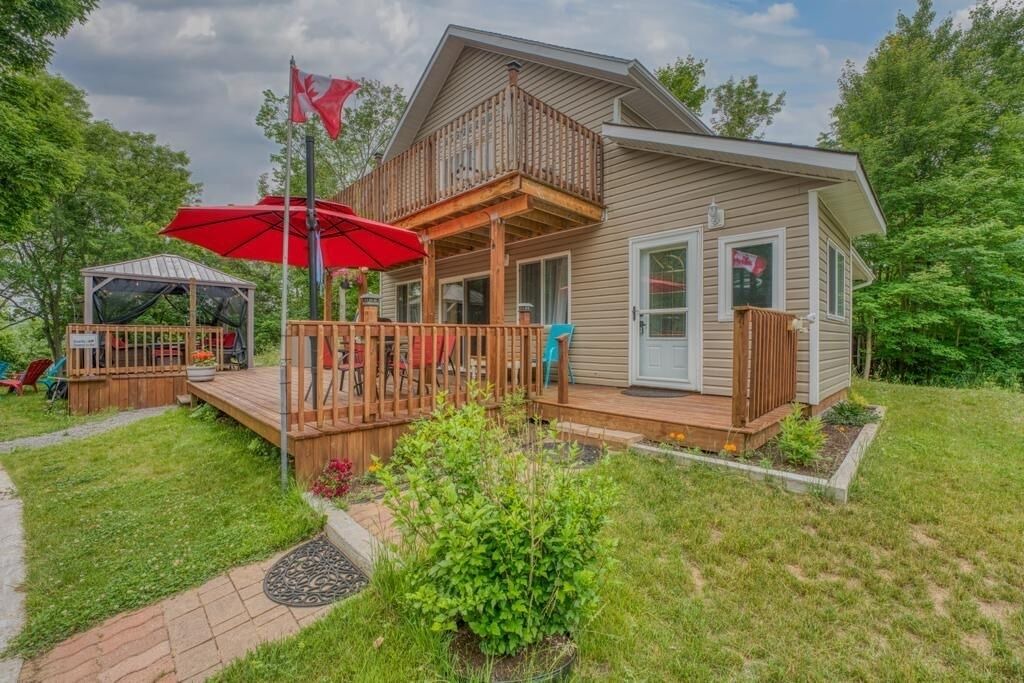Photo of Outdoor in Central Frontenac