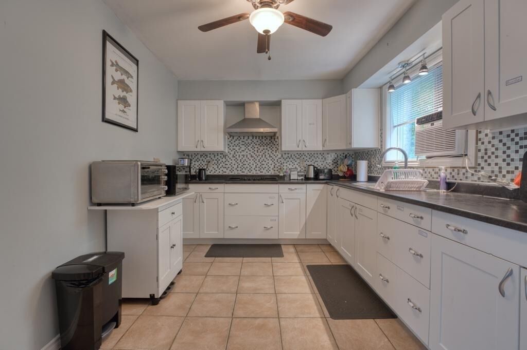 Photo of Kitchen in Central Frontenac