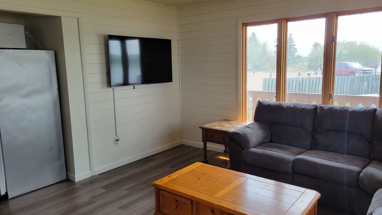 Photo of Livingroom in Orr