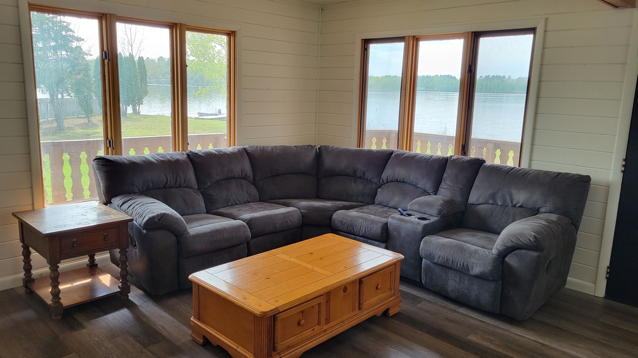 Photo of Livingroom in Orr