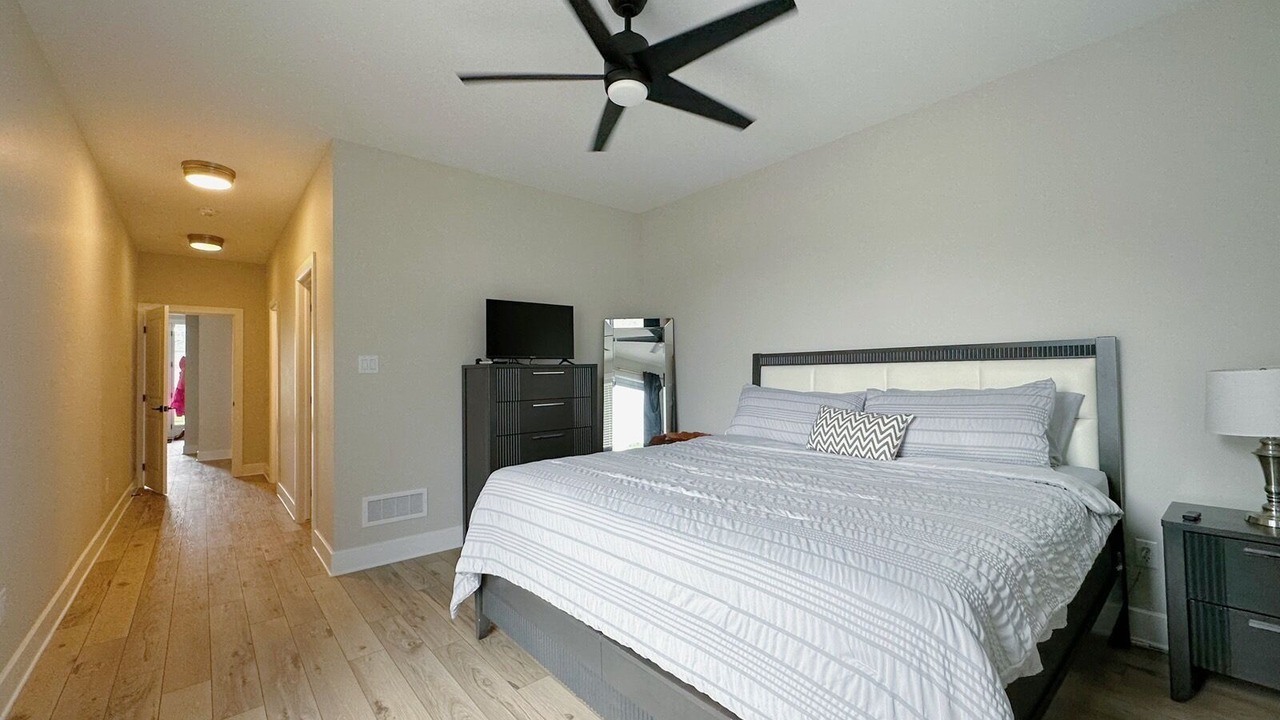 Photo of Bedroom in Port Stanley