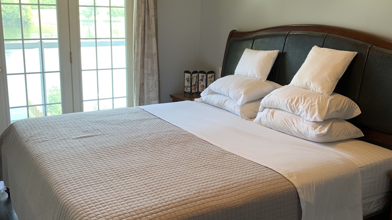 Photo of Bedroom in Campbellford