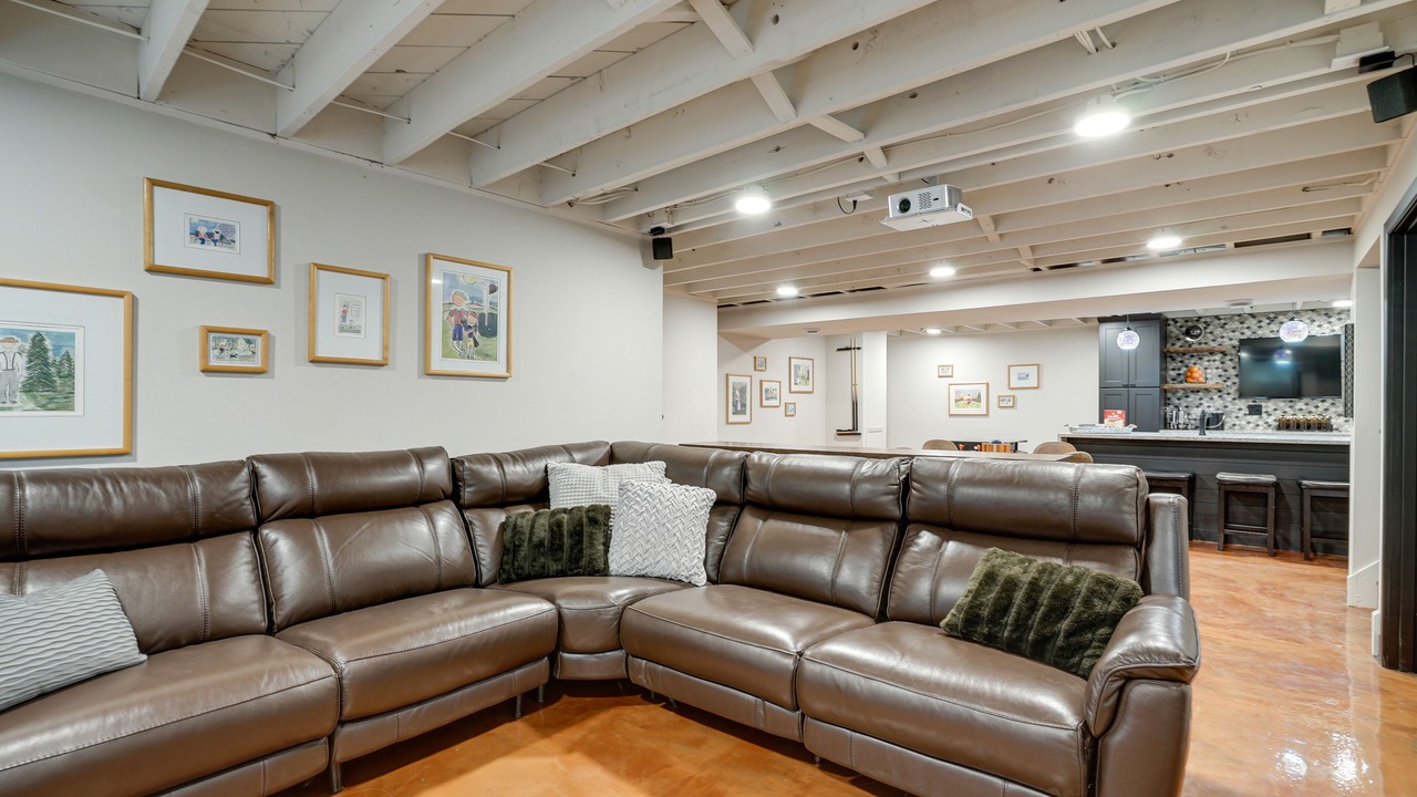 Photo of Livingroom in Southwest Minneapolis