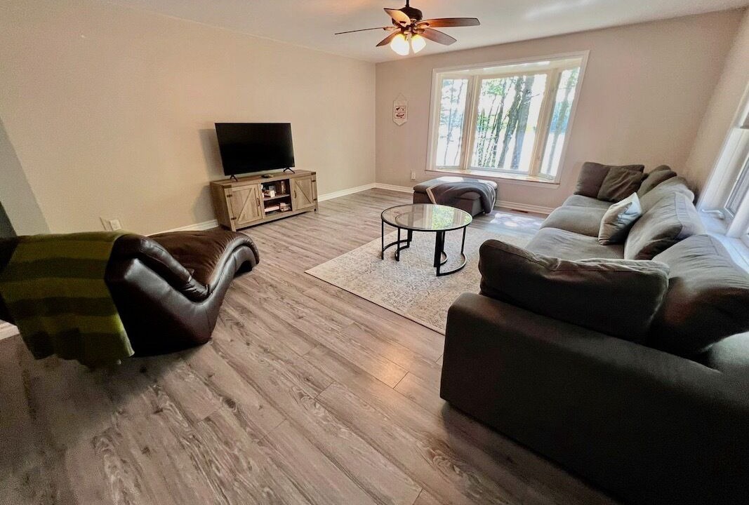 Photo of Livingroom in Cloyne