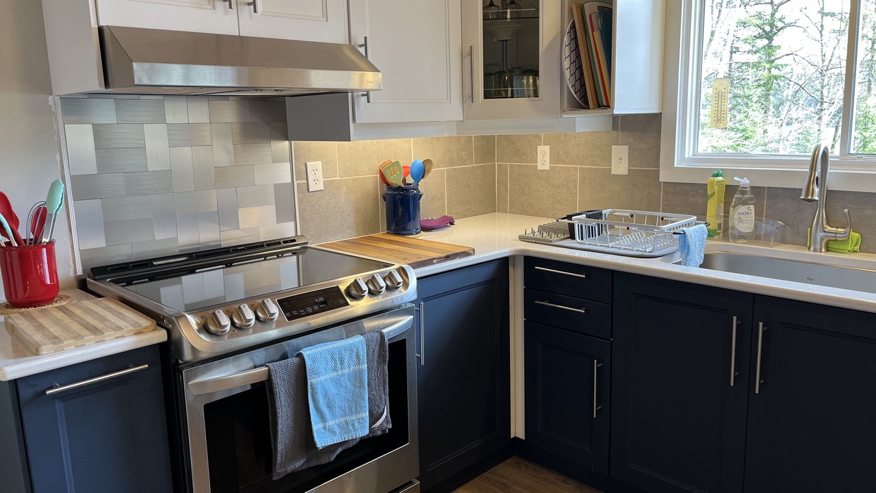 Photo of Kitchen in Dysart et al