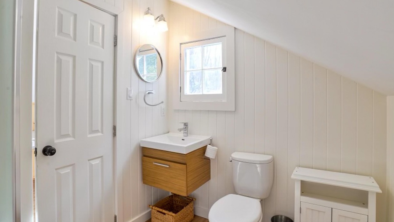Photo of Bathroom in Muskoka Lakes