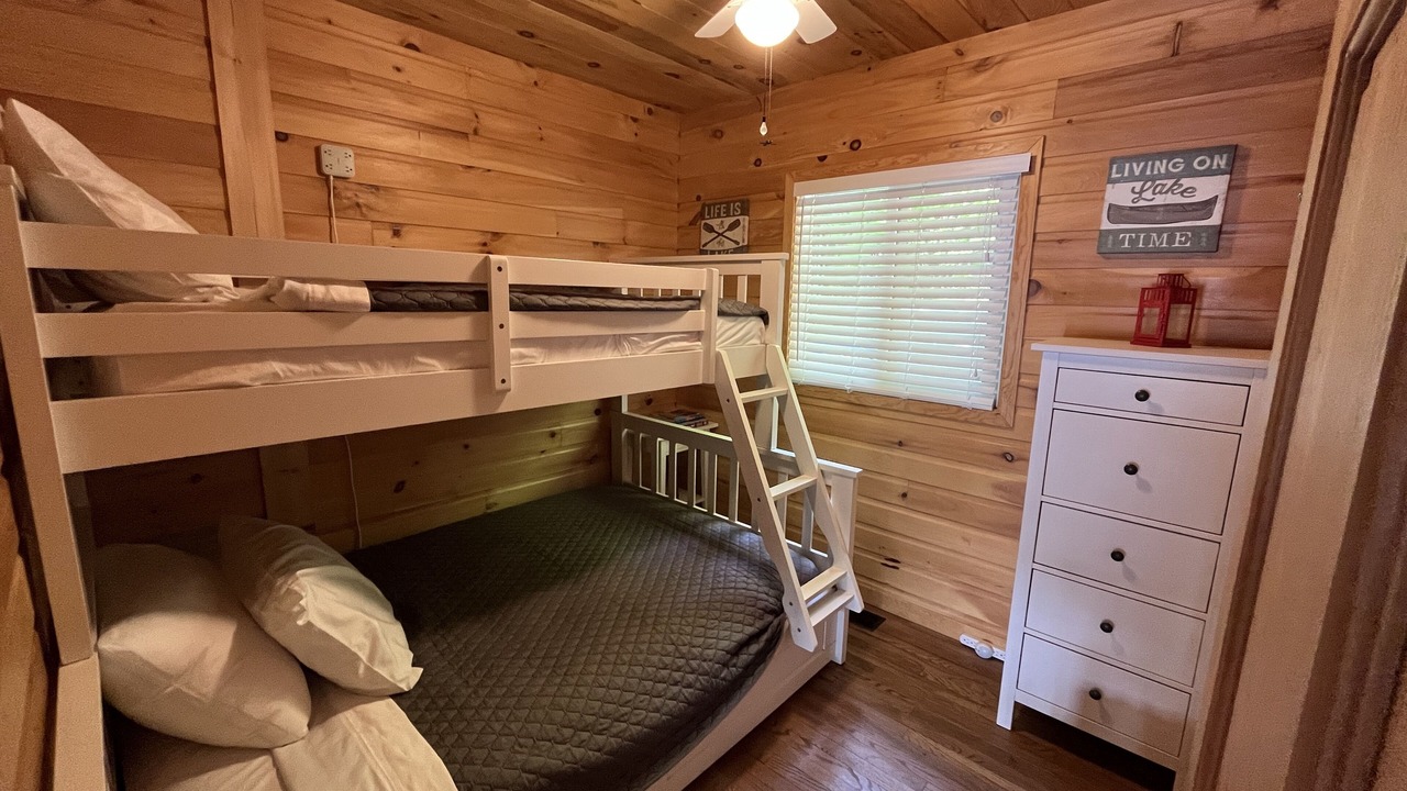 Photo of Bedroom in Irondale
