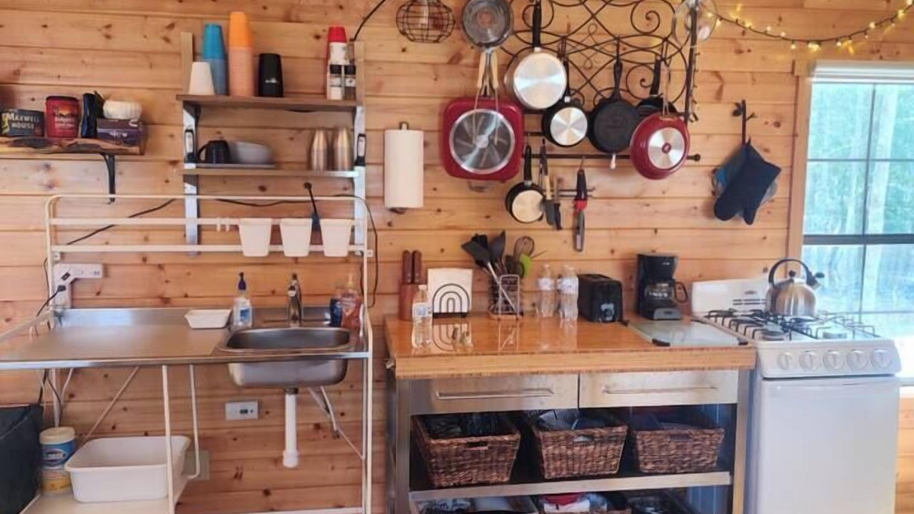 Photo of Kitchen in Melrude