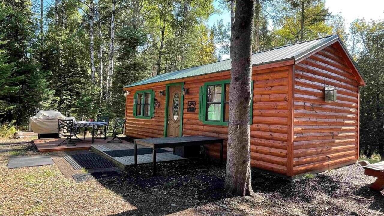 Photo of Outdoor in Melrude