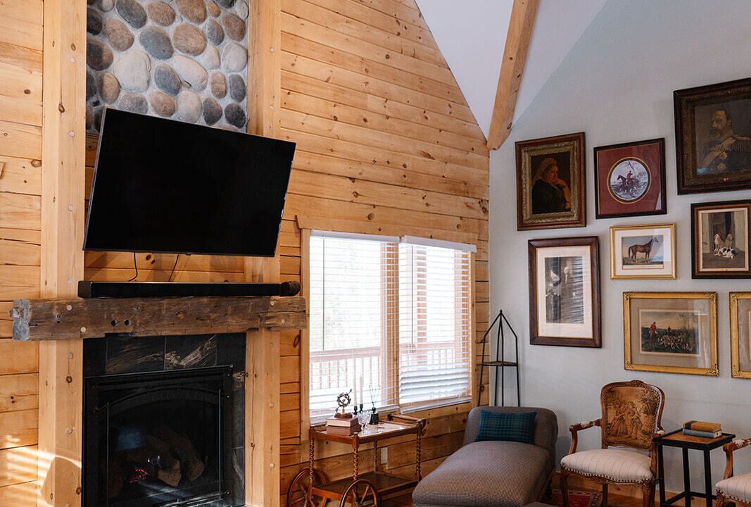 Photo of Livingroom in Hamilton Township