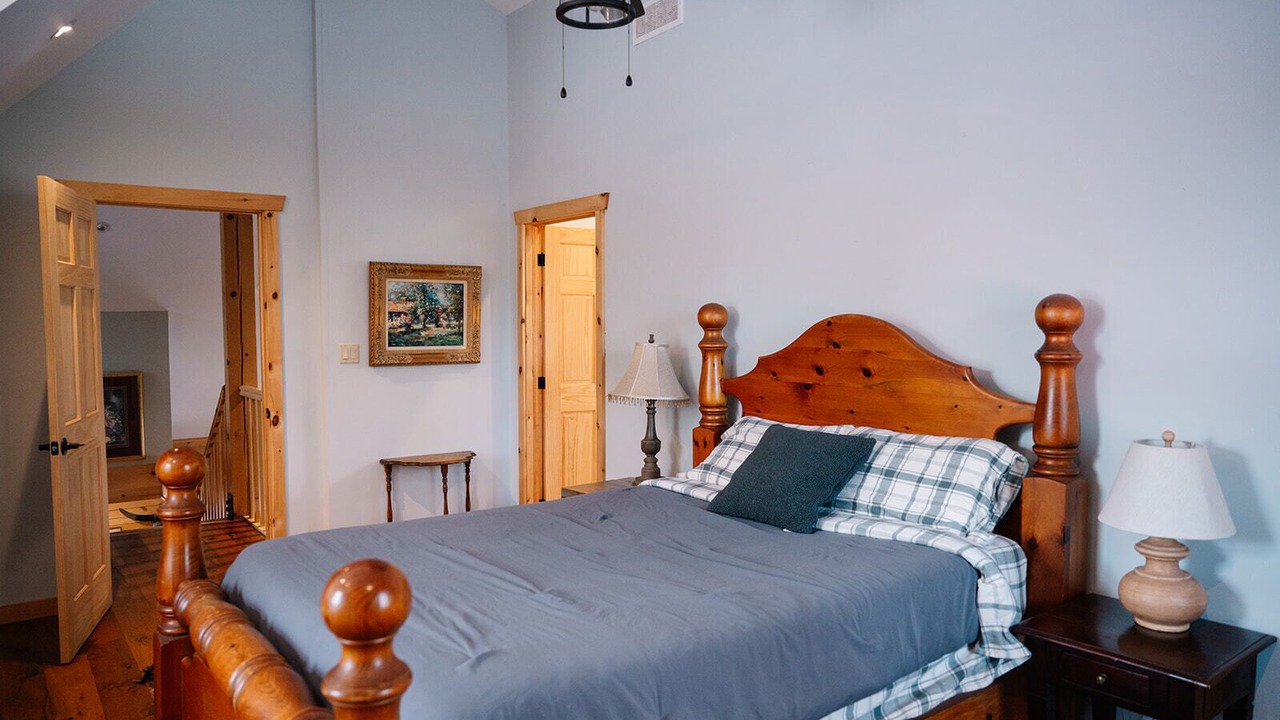 Photo of Bedroom in Hamilton Township