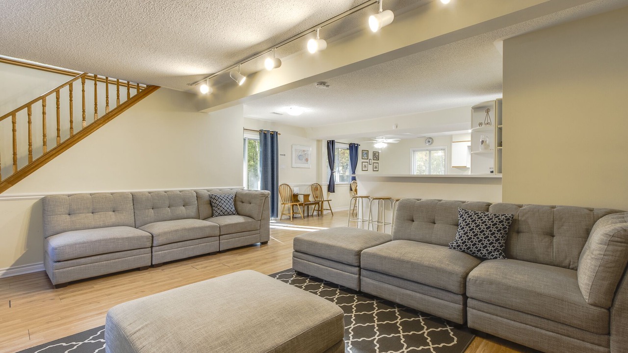 Photo of Livingroom in Tiny