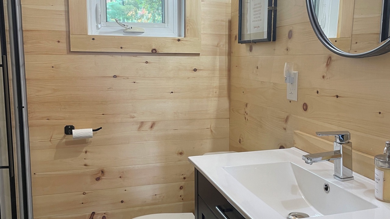 Photo of Bathroom in Killaloe