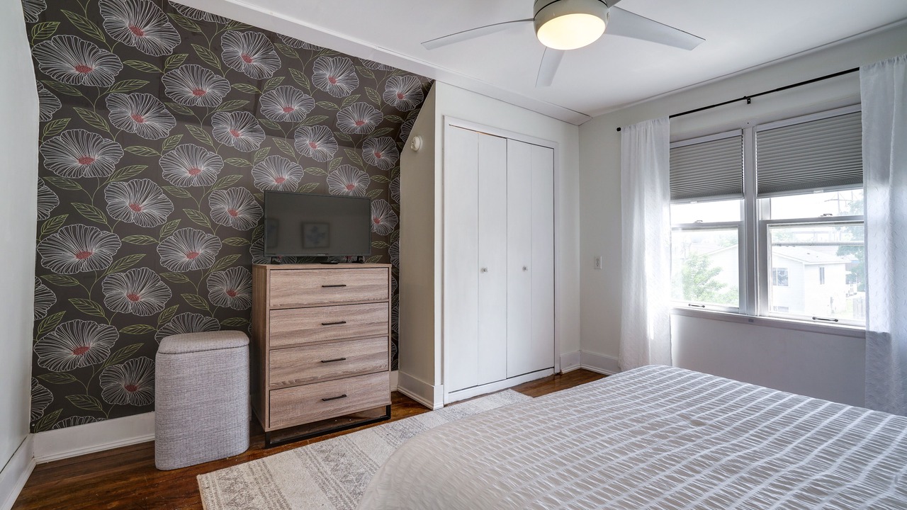 Photo of Bedroom in Merriam Park