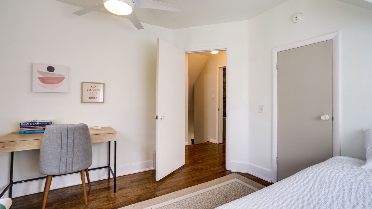 Photo of Bedroom in Merriam Park