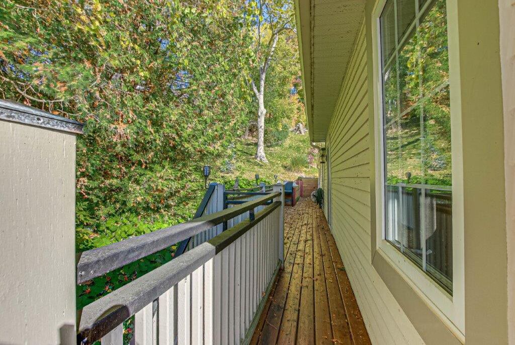 Photo of Patio Balcony in Central Elgin