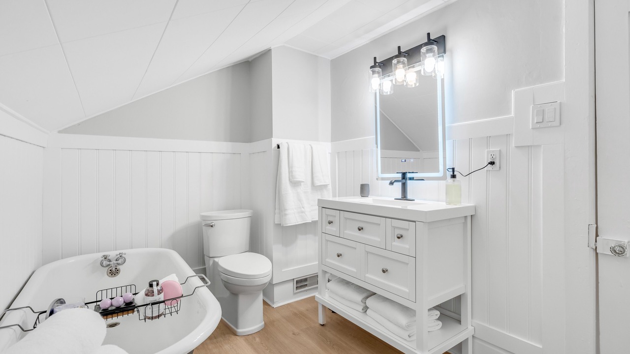 Photo of Bathroom in Port Hope
