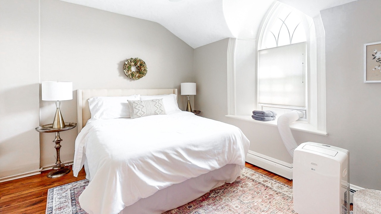 Photo of Bedroom in Brockville