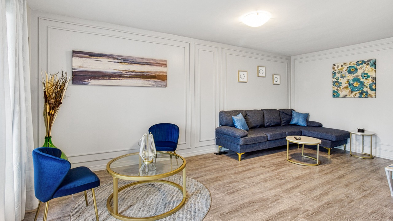 Photo of Livingroom in Sudbury
