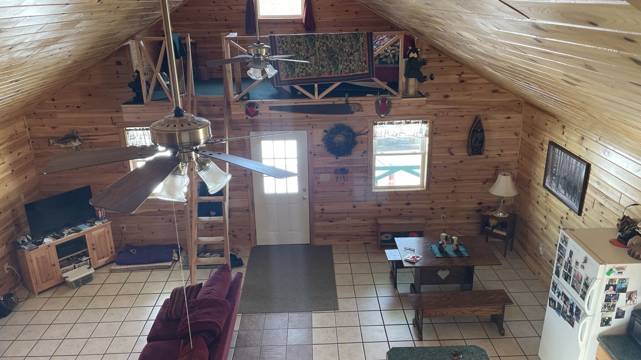 Photo of Livingroom in Osage