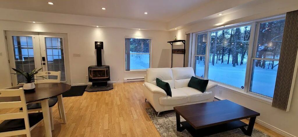 Photo of Livingroom in Huntsville