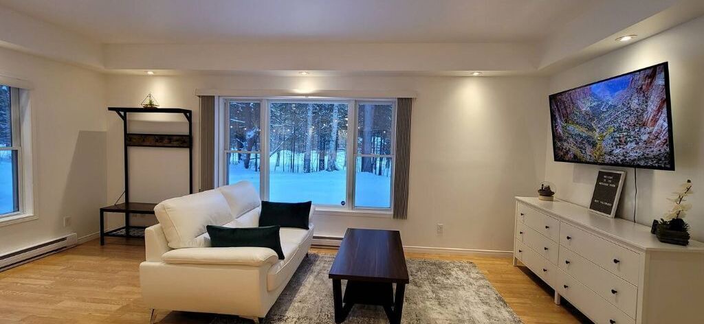 Photo of Livingroom in Huntsville