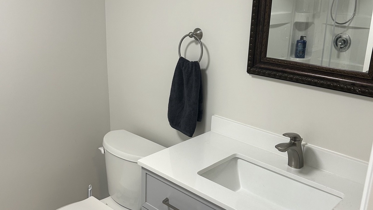 Photo of Bathroom in Asphodel-Norwood