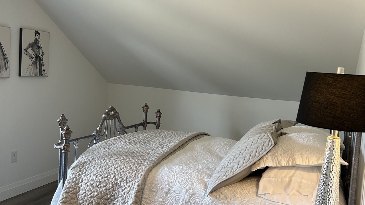 Photo of Bedroom in Cobourg