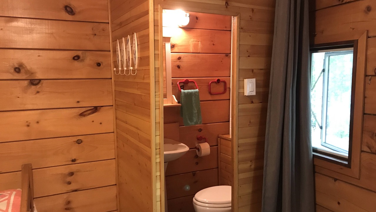 Photo of Bathroom in Deer Bay