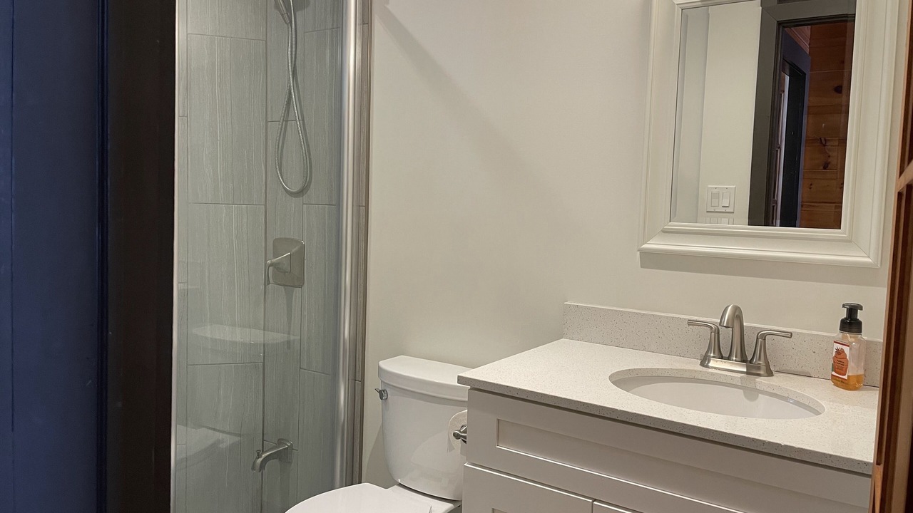 Photo of Bathroom in Deer Bay
