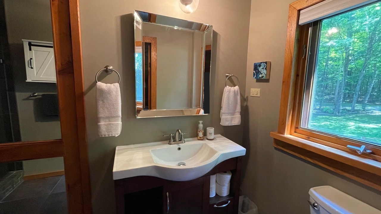 Photo of Bathroom in Deer Bay