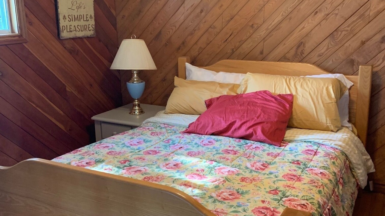 Photo of Bedroom in North Frontenac