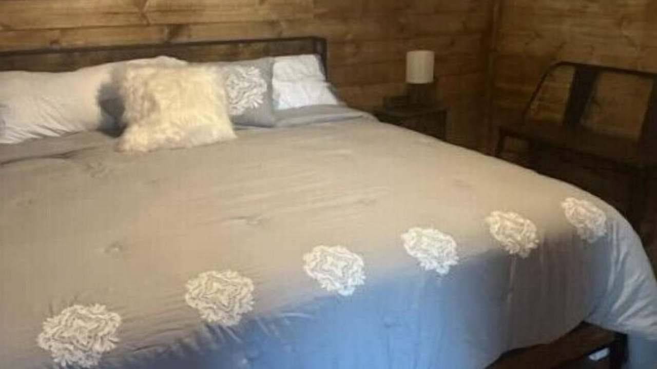 Photo of Bedroom in Caledonia