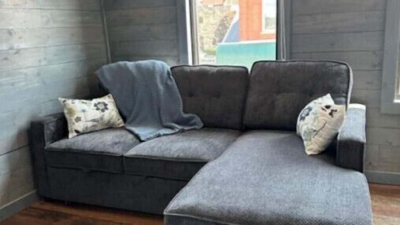 Photo of Livingroom in Caledonia