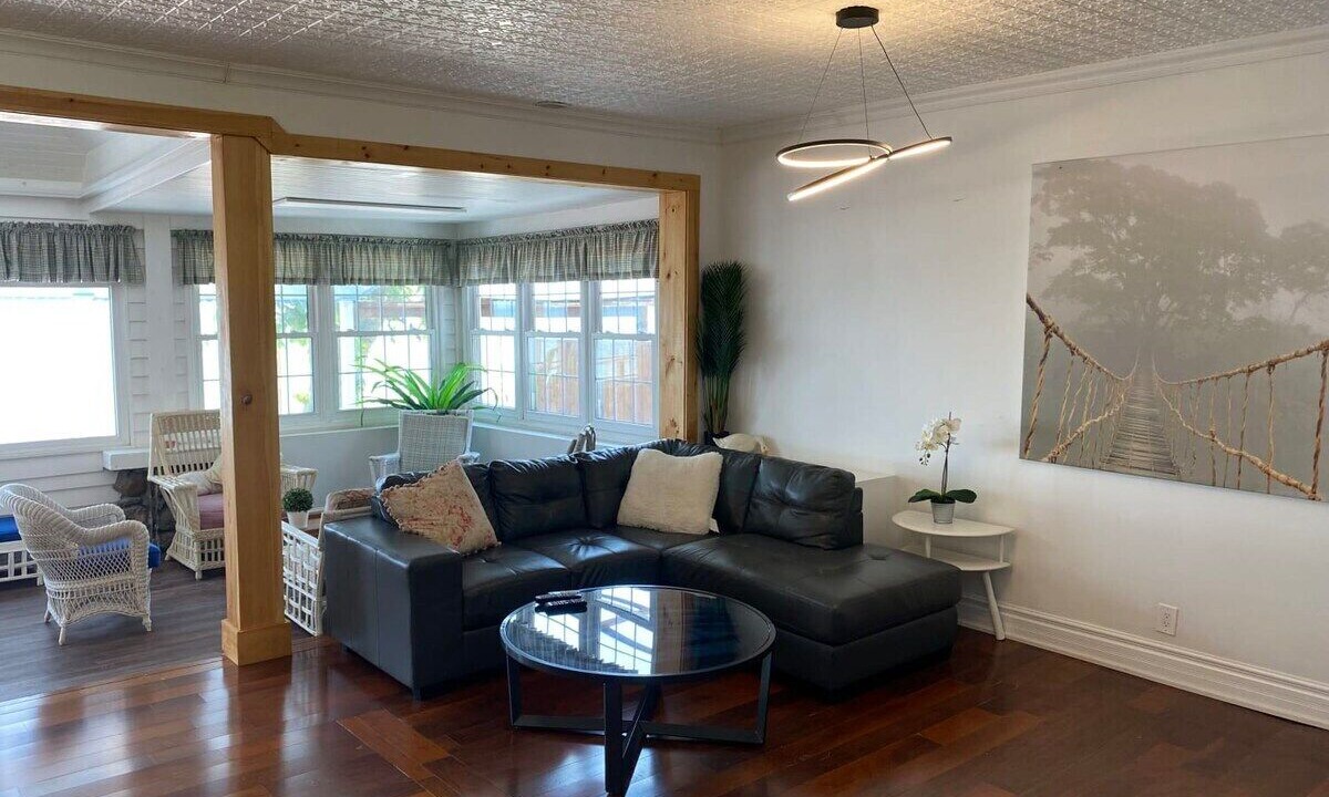 Photo of Livingroom in Crystal Beach