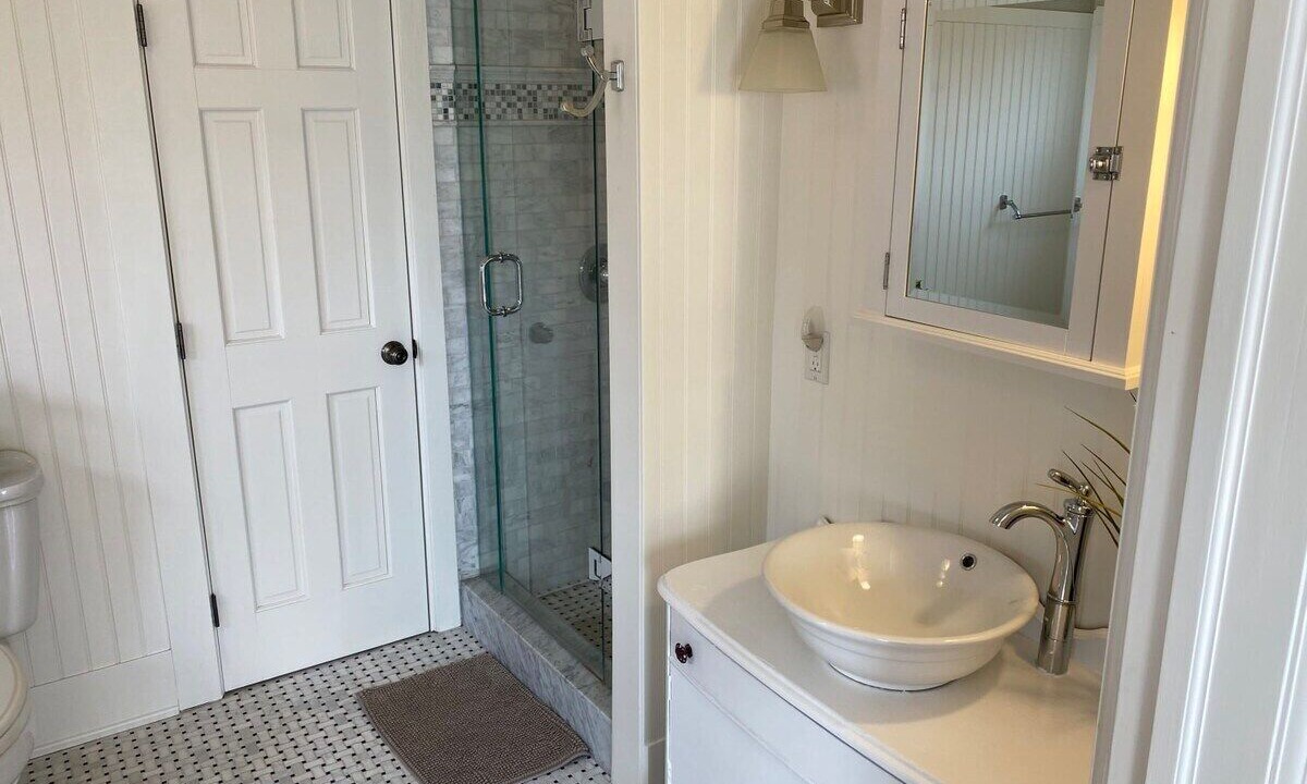 Photo of Bathroom in Crystal Beach