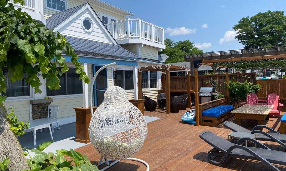 Photo of Patio Balcony in Crystal Beach