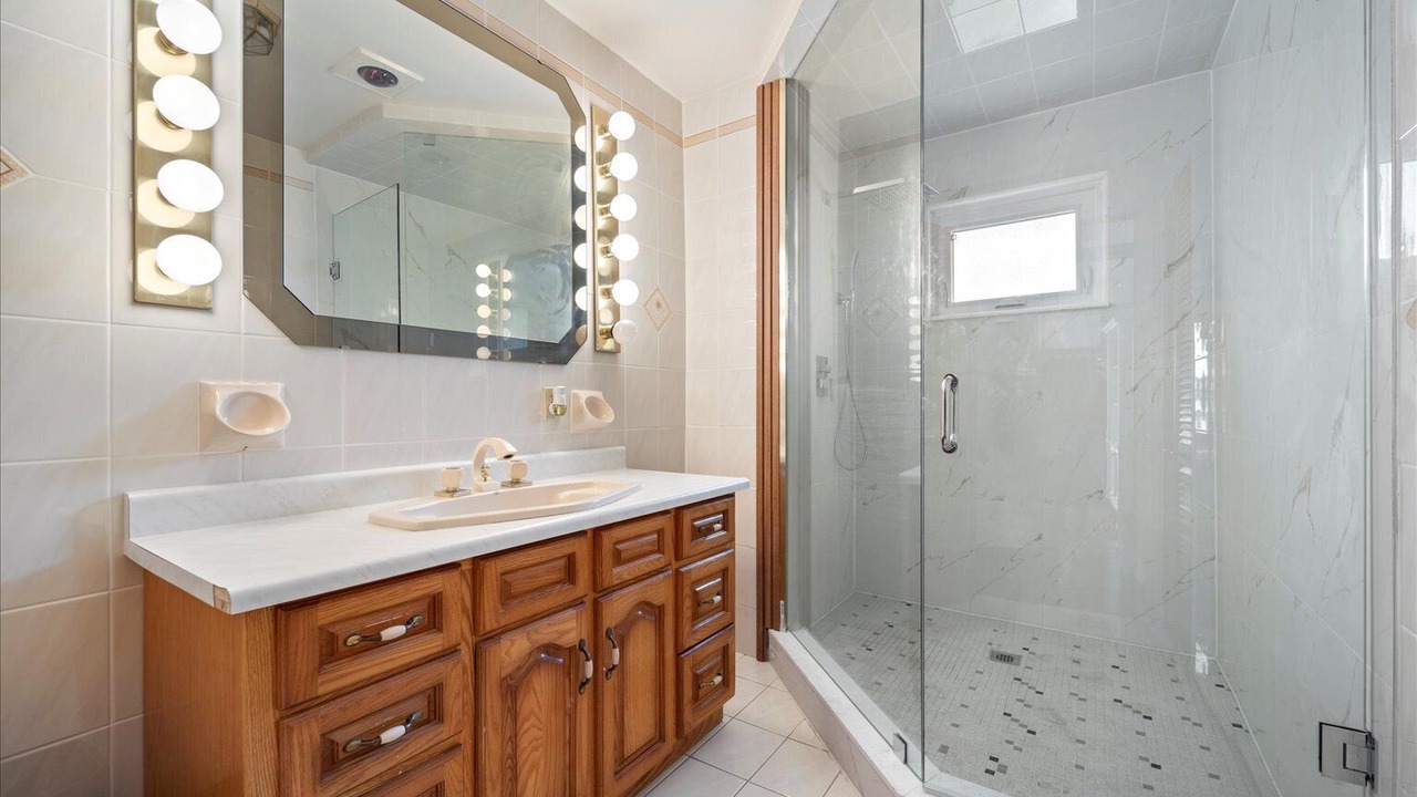 Photo of Bathroom in Port McNicoll